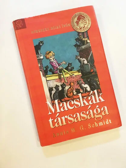 Annie M. G. Schmidt: Macskák társasága