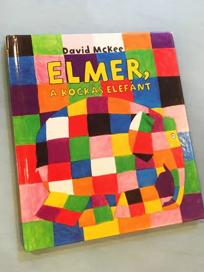 David McKee: Elmer, a kockás elefánt